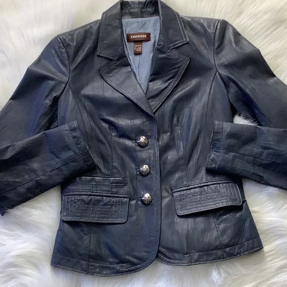 DANIER Leather Blazer - Picture 11 of 11